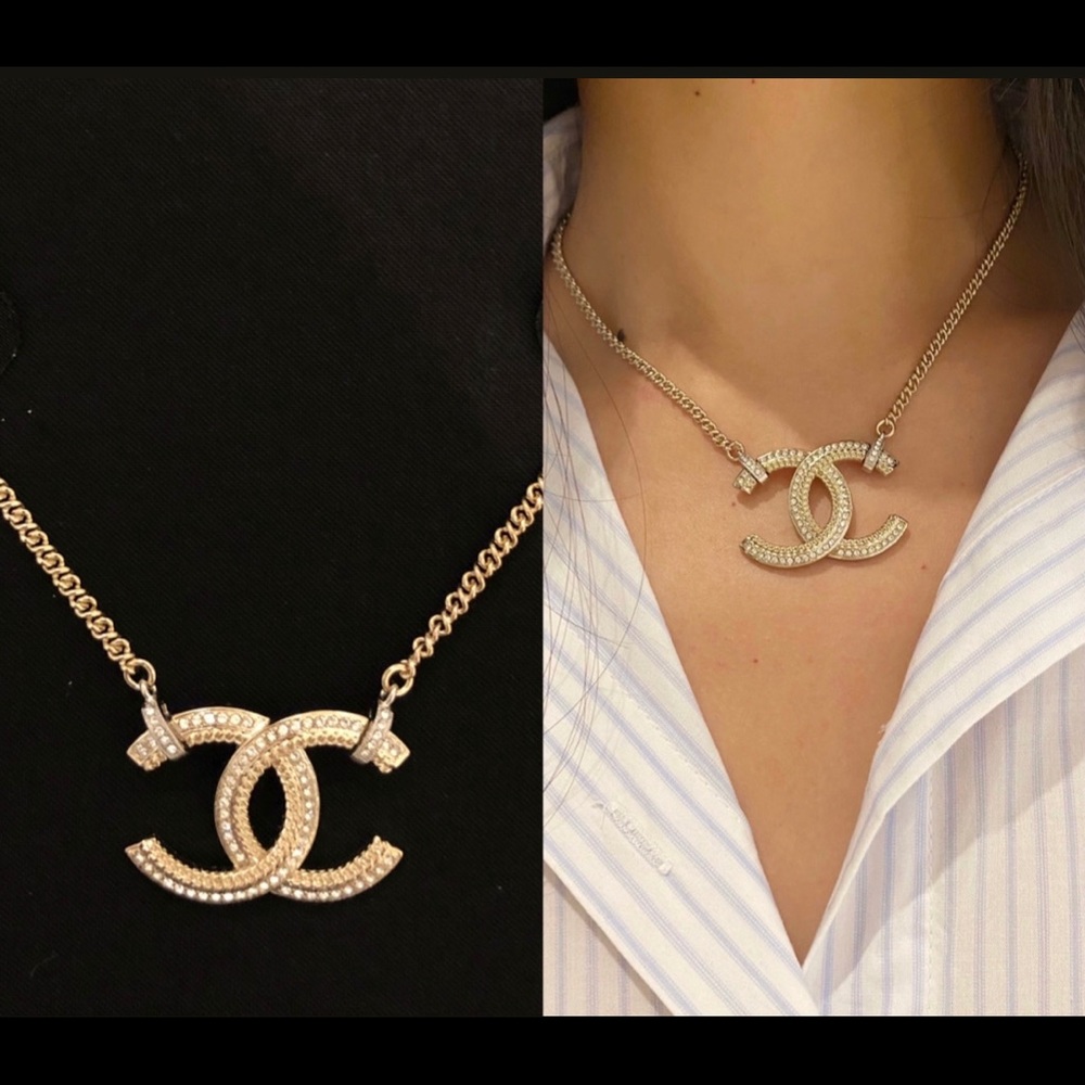 New Chanel short adjustable big cc gold necklace